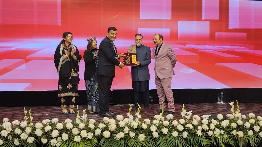 Ganderbal Press Association Congratulates Saleem Wani on Receiving Award of Excellence